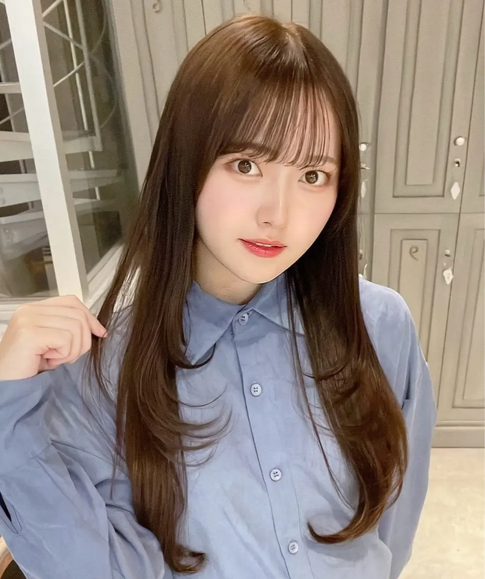 ロング カラー ヘアアレンジ 透明感カラー RiRi🩵 アイドルモテカラー♡のヘアスタイル