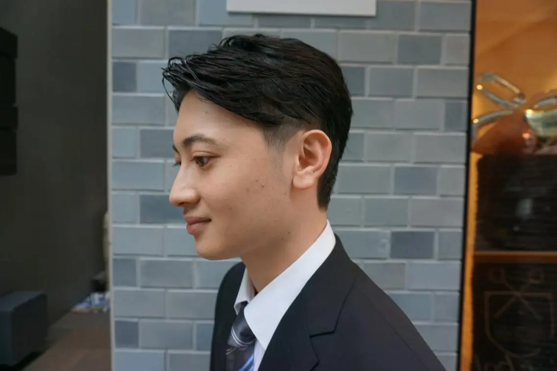 ショート メンズ アップバング ビジネス マッシュ メンズパーマ メンズツイストパーマ カット 高橋 英彦のヘアスタイル
