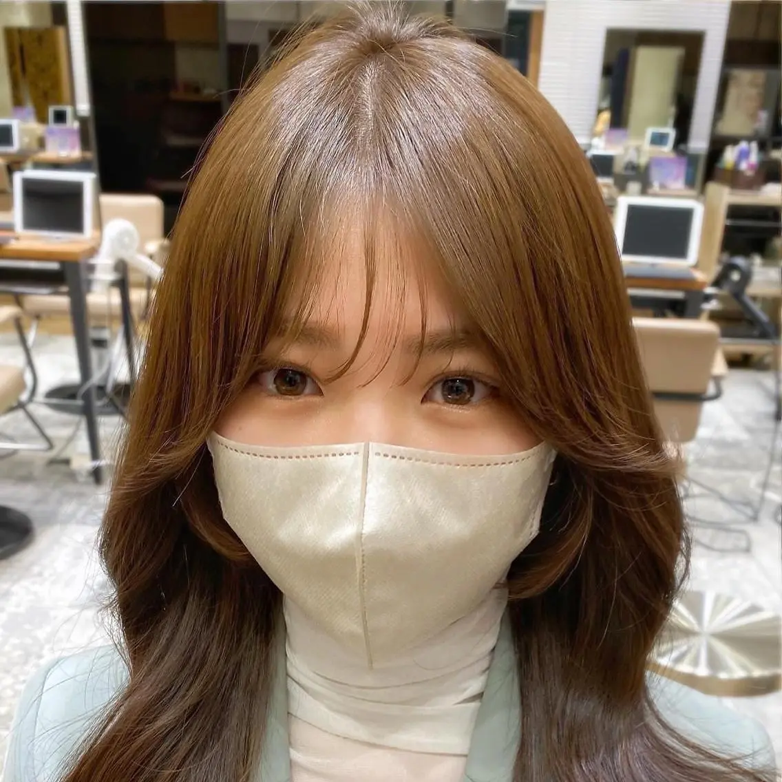 セミロング カラー 顔まわりカット🌟 くびれヘア/寺門遥輝のヘアスタイル