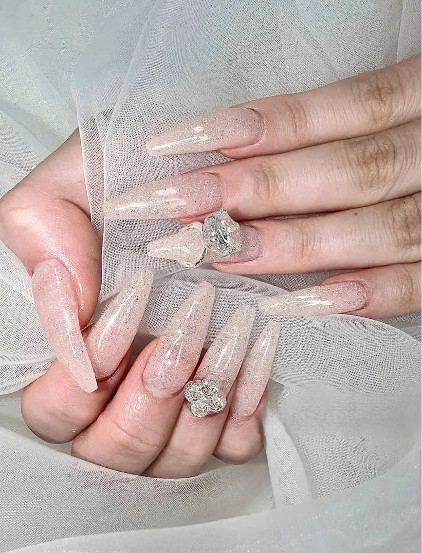 ネイル キラキラネイル マグネットネイル ミラーネイル ニュアンスネイル 春ネイル ハンドネイル MeiMei Nail モデル募集のネイルデザイン