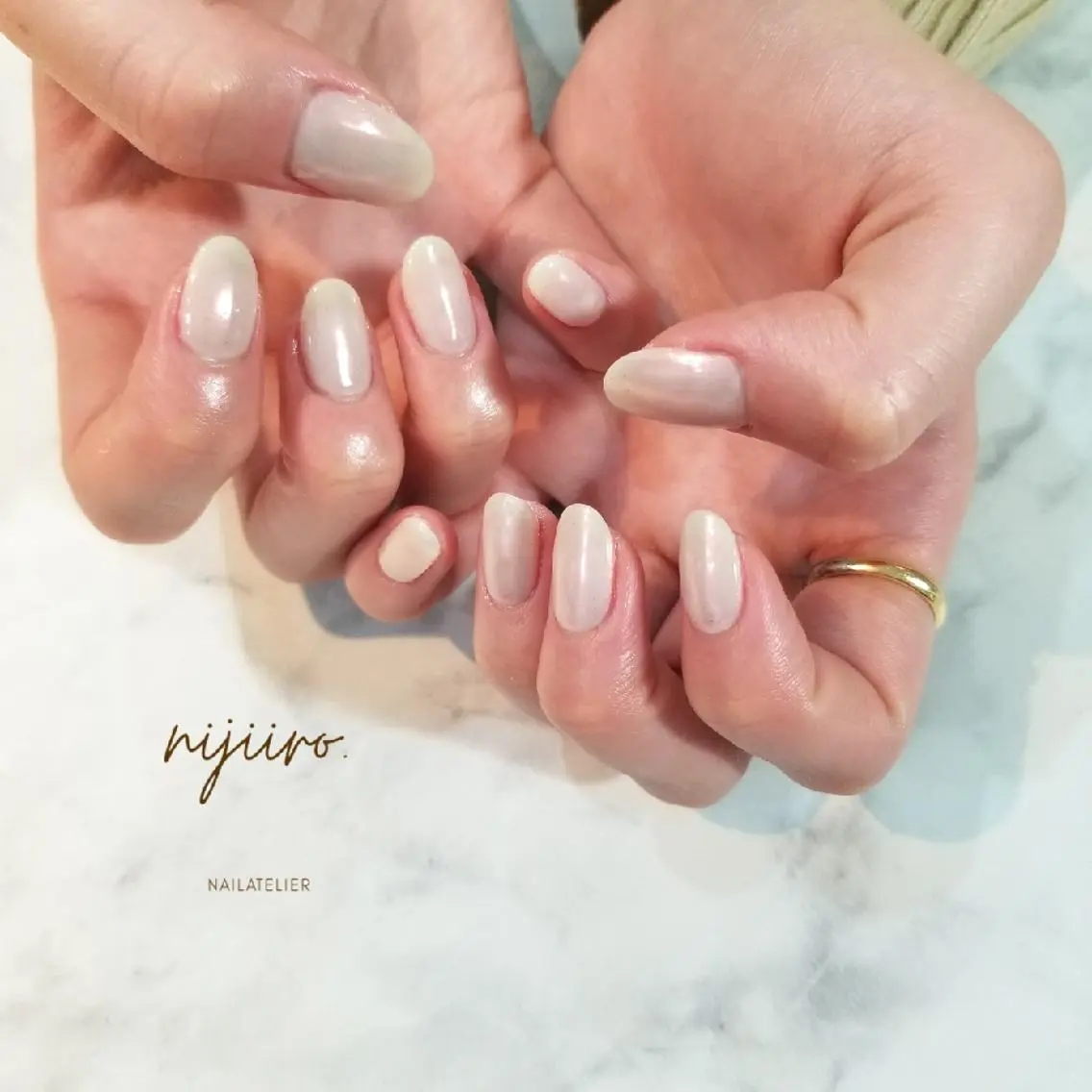 ネイル ミラーネイル ワンカラーネイル ハンドネイル nijiiro🌈 サトウのネイルデザイン