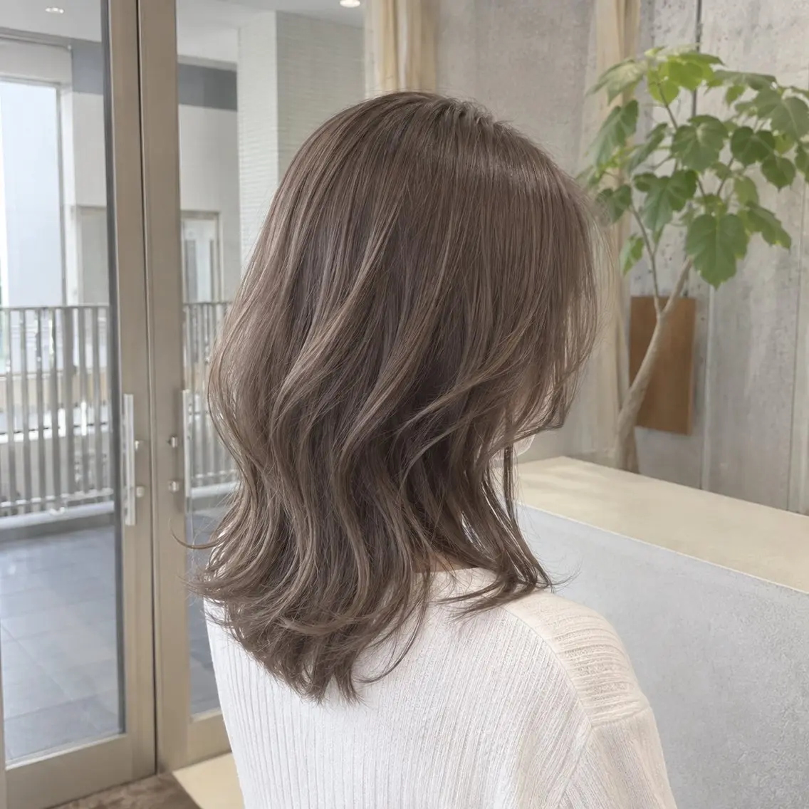 ミディアム カラー 透明感カラー 🦋NIA🦋 SALONECINQのヘアスタイル