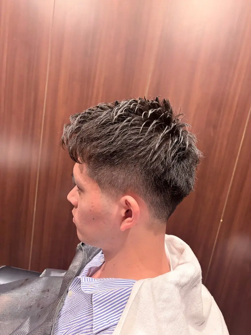 ショート 勝田 隼斗のヘアスタイル
