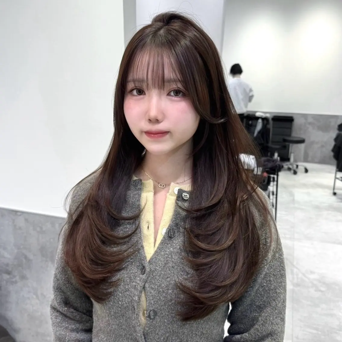 ロング カラー 透明感カラー グレージュ 顔周りカット レイヤーカット カット ヘアカラー トリートメント 韓国系支持率No.1 レイヤー特化/きょうのヘアスタイル