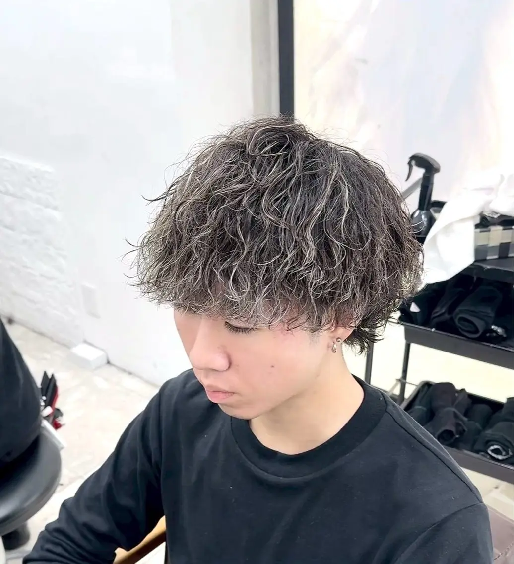 メンズカット💇🏻♂️➕ツイストスパイラルパーマ【メンズパーマ/ニュアンスパーマ/フェザーパーマ】の写真
