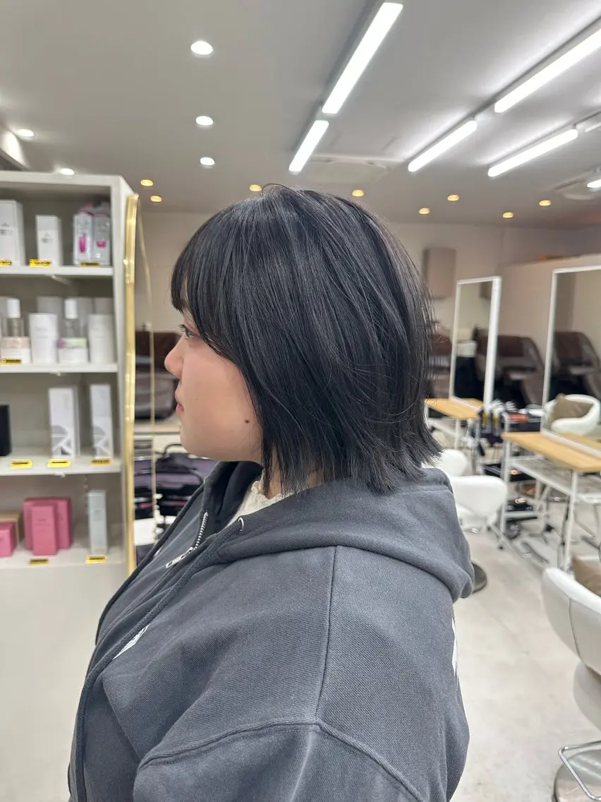 カラー 丸山 心 / 艶カラーのヘアスタイル