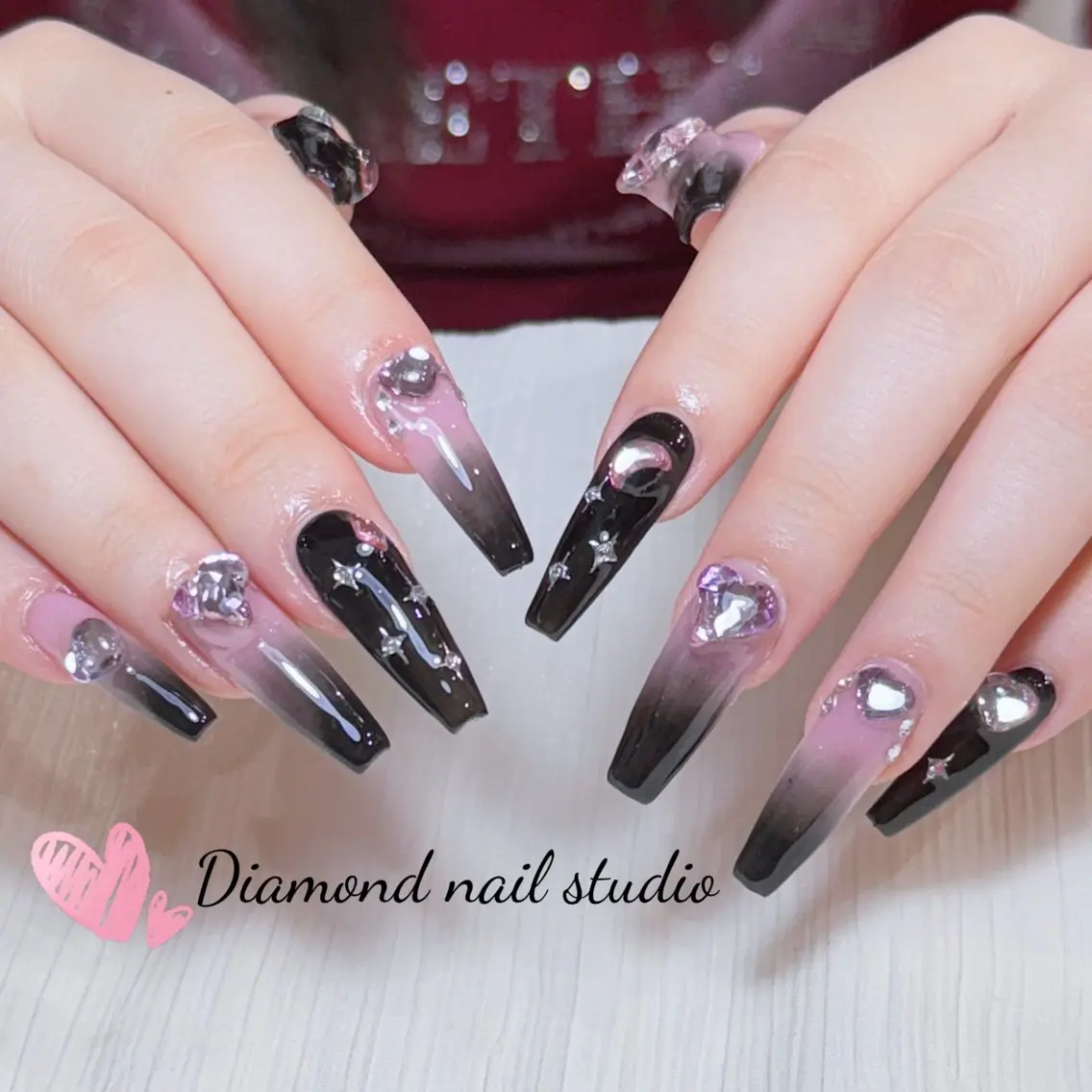 ネイル アートネイル オーロラネイル フラッシュネイル ガーリー キラキラネイル ハンドネイル Una NAILMANAMIのネイルデザイン