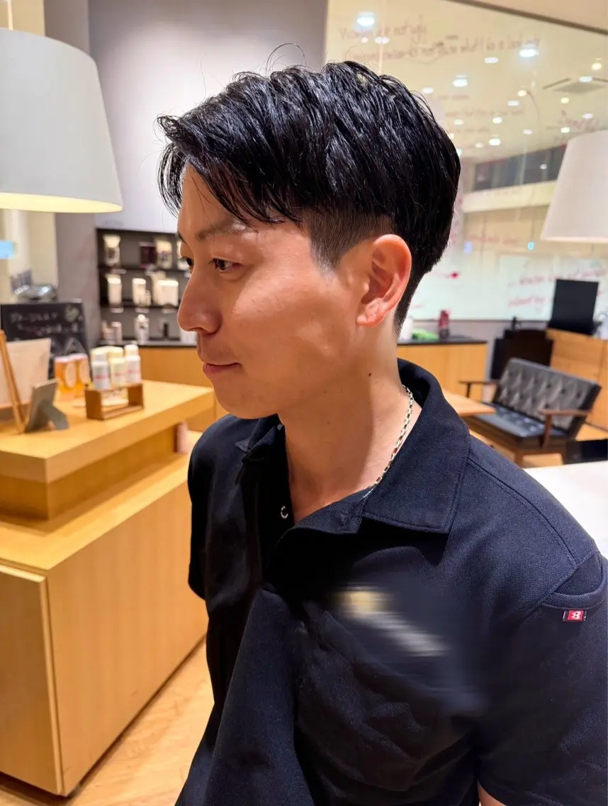 メンズ センターパート 中島 紗來のヘアスタイル
