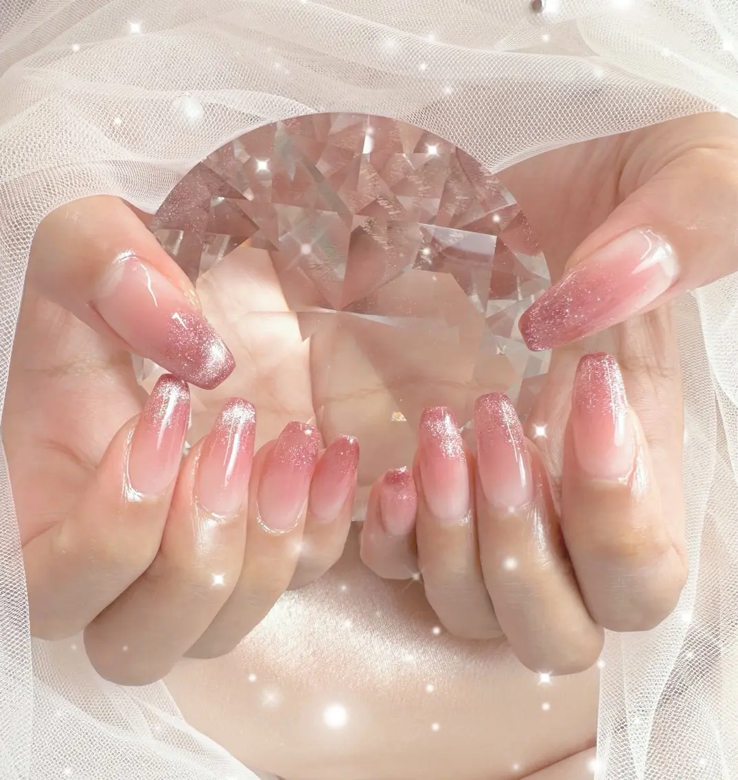 ネイル チークネイル マグネットネイル Pawtique nail salonのネイルデザイン