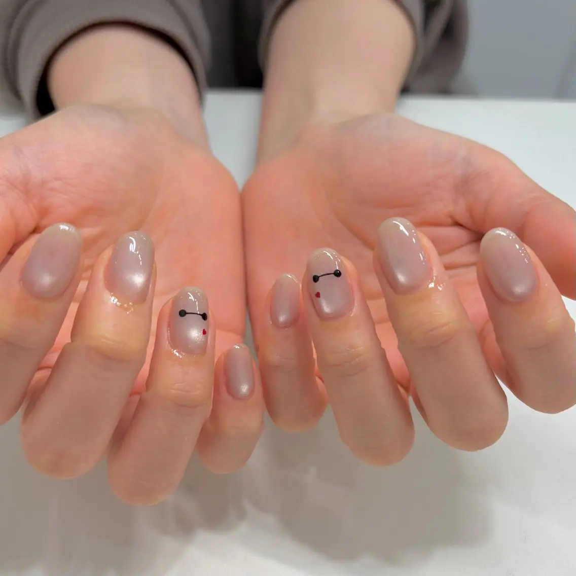 ネイル NAO🐰🎀 ちゅるん⌇パラジェルのネイルデザイン