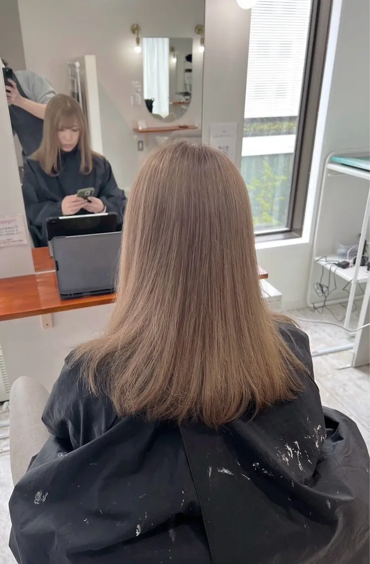 ミディアム カラー ベージュカラー ミルクティーベージュ 指名数No.1 /NAOYAのヘアスタイル