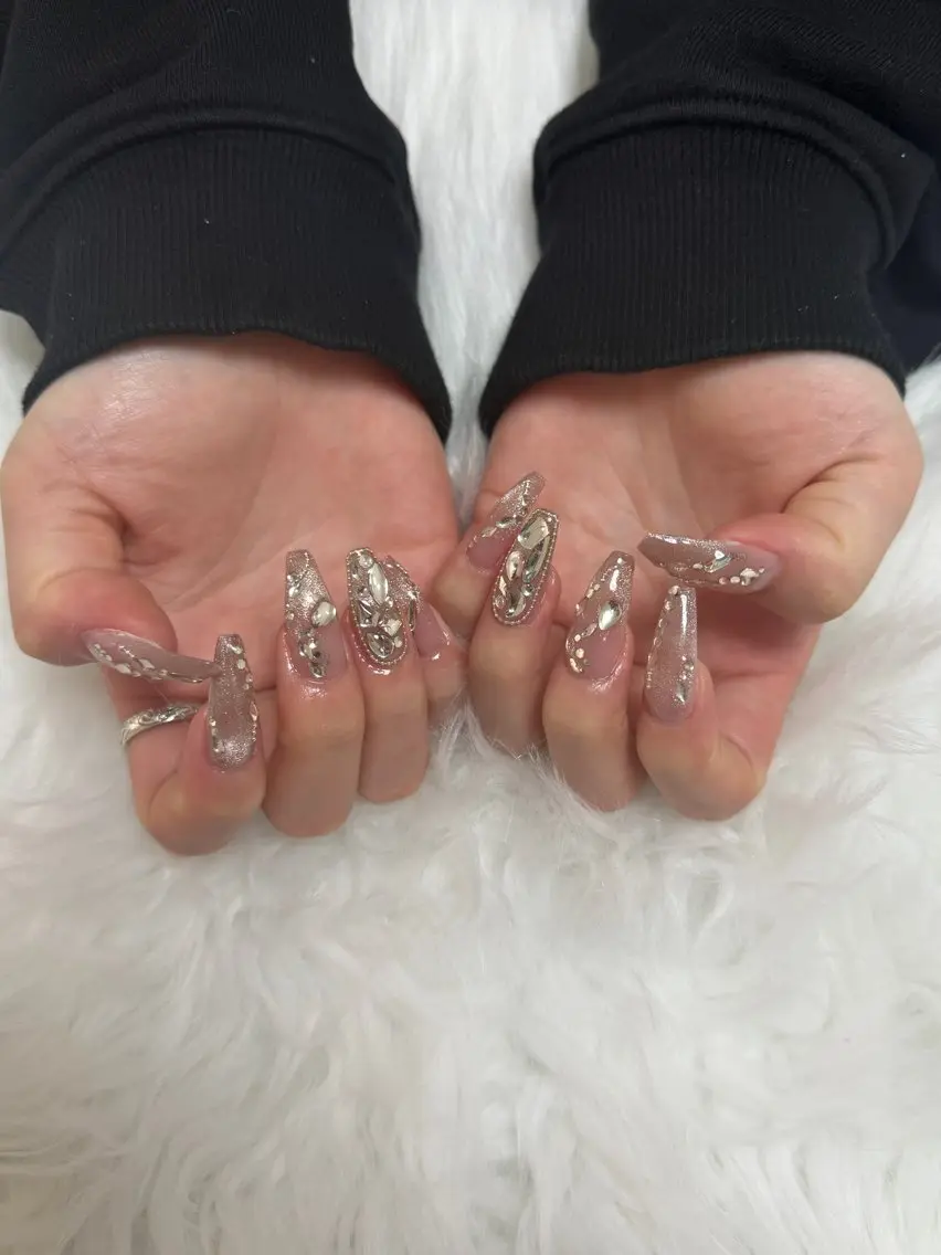 ネイル ハンドネイル BERA NAILSのネイルデザイン
