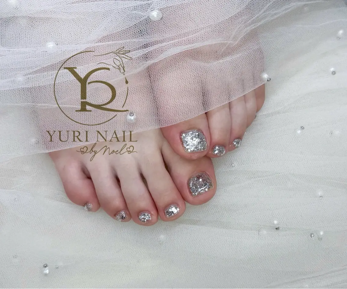 ネイル チークネイル フットネイル フレンチネイル グラデーション キラキラネイル ハンドネイル フットネイル ハンドケア YURI Nail Funabashiのネイルデザイン