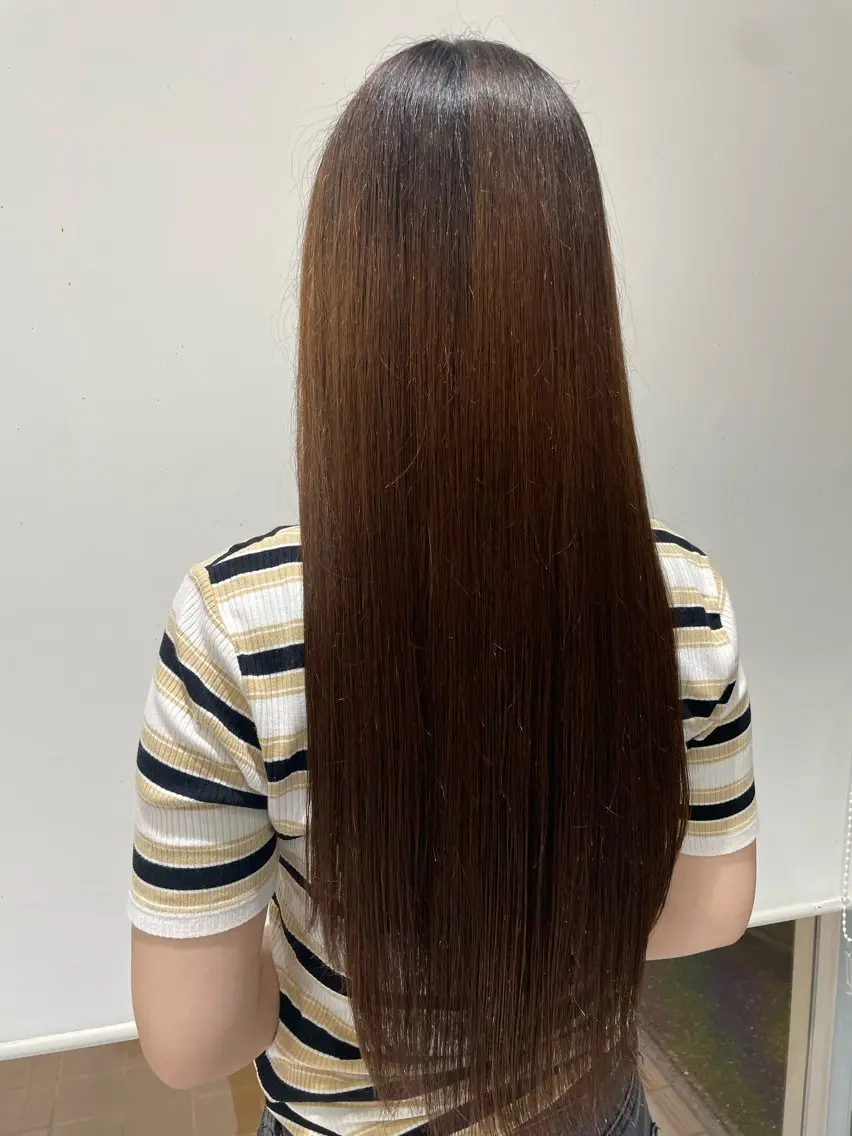 ロング 縮毛矯正 佐々木 麻衣のヘアスタイル