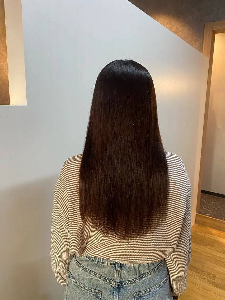 【✨️髪質改善✨️】カット+縮毛矯正(全体)の写真