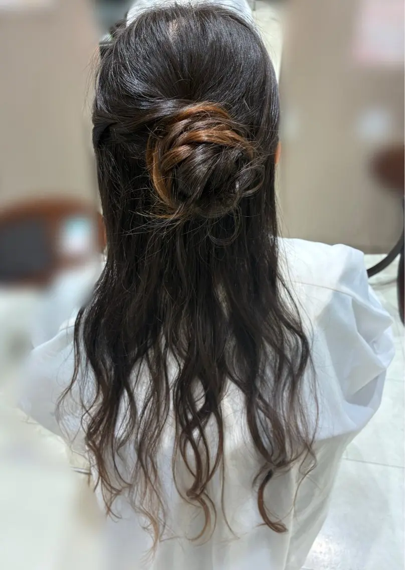 ロング ヘアアレンジ ハーフアップ ロング 三原 慶/モデル募集 上本町駅直結✨割引中のヘアスタイル
