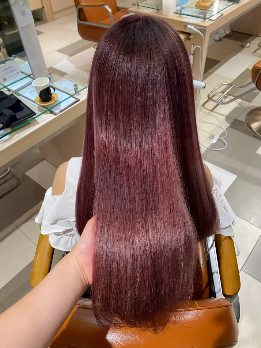 ロング カラー ヘアカラー トリートメント カットモデル 🦋熊田 史織のヘアスタイル