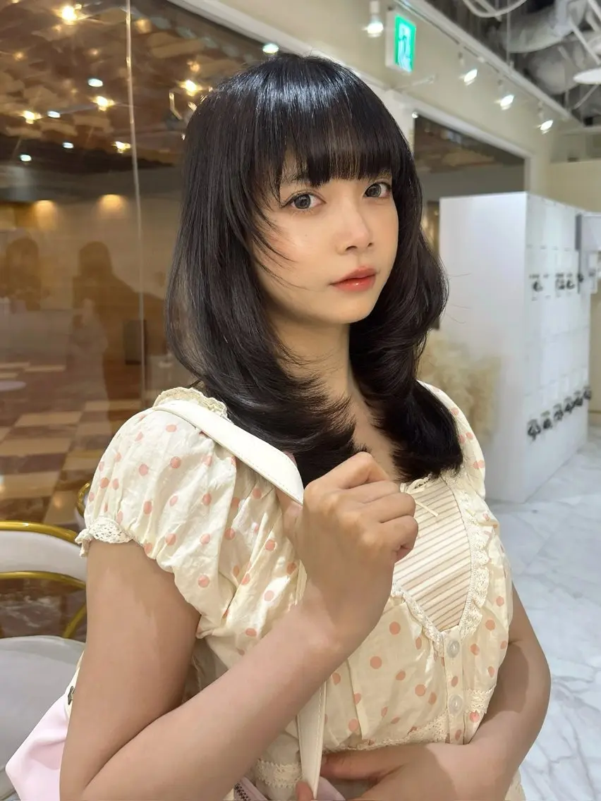 ロング カット ヘアカラー 縮毛矯正 hiyori🎀 トレンドレイヤーのヘアスタイル