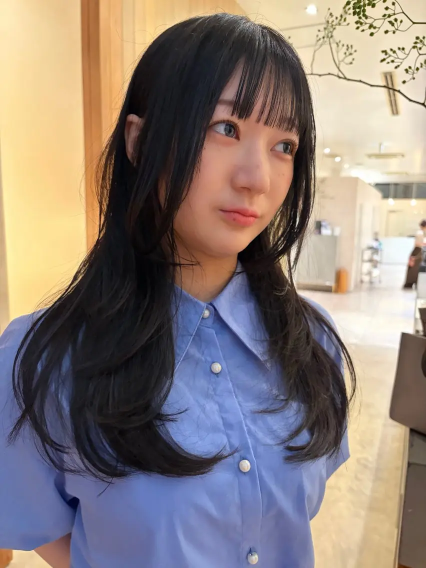 ロング ロングレイヤー レイヤーカット ロング 中野 ちよのヘアスタイル