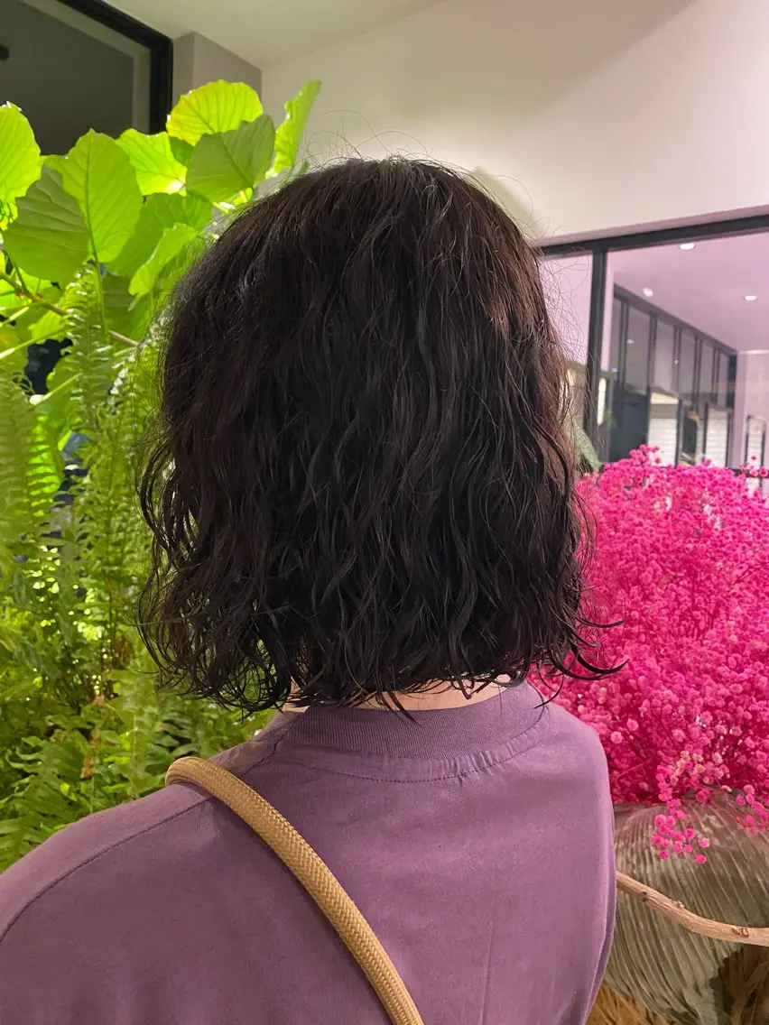 ミディアム カラー カット ヘアカラー 白木 葵のヘアスタイル