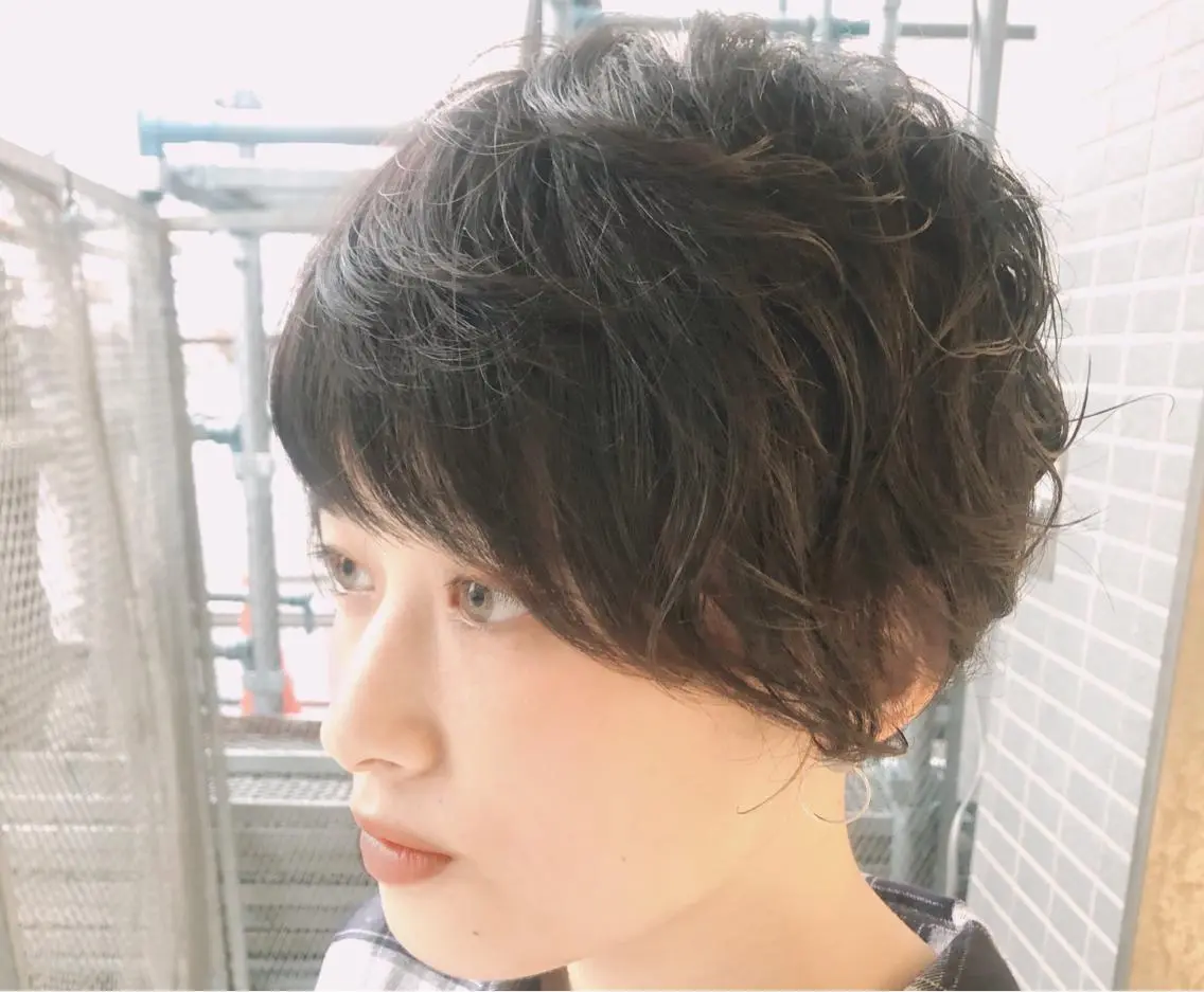 ショート ショートヘア うる艶レイヤーカット hinakoのヘアスタイル