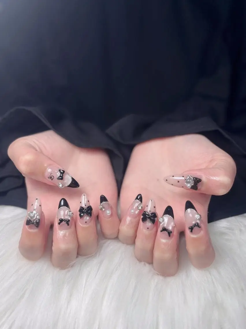 ネイル ハンドネイル Swan Nail Salonのネイルデザイン