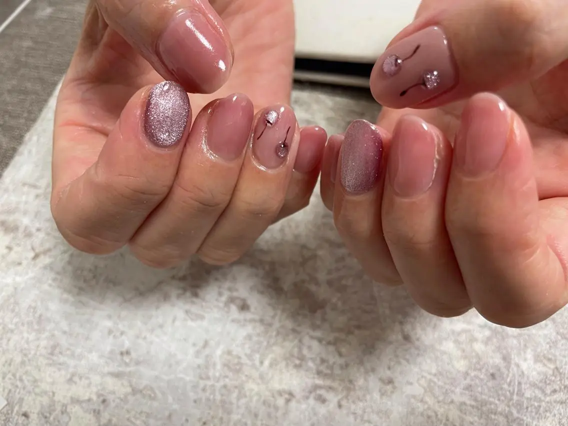 ネイル ハンドネイル mogunail &blowのネイルデザイン