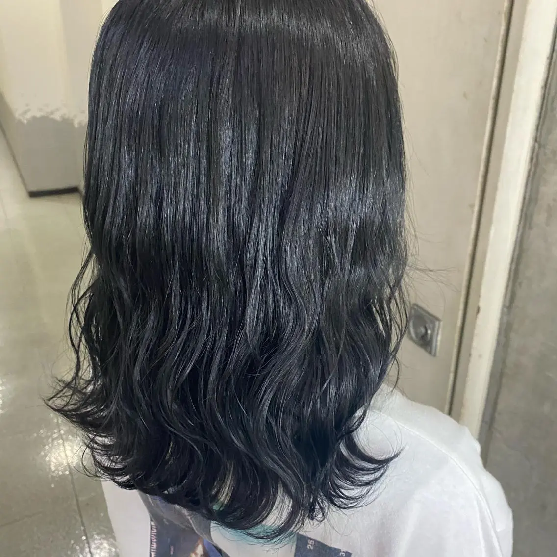 ミディアム カラー 黒髪 透明感カラー 清村 和音のヘアスタイル