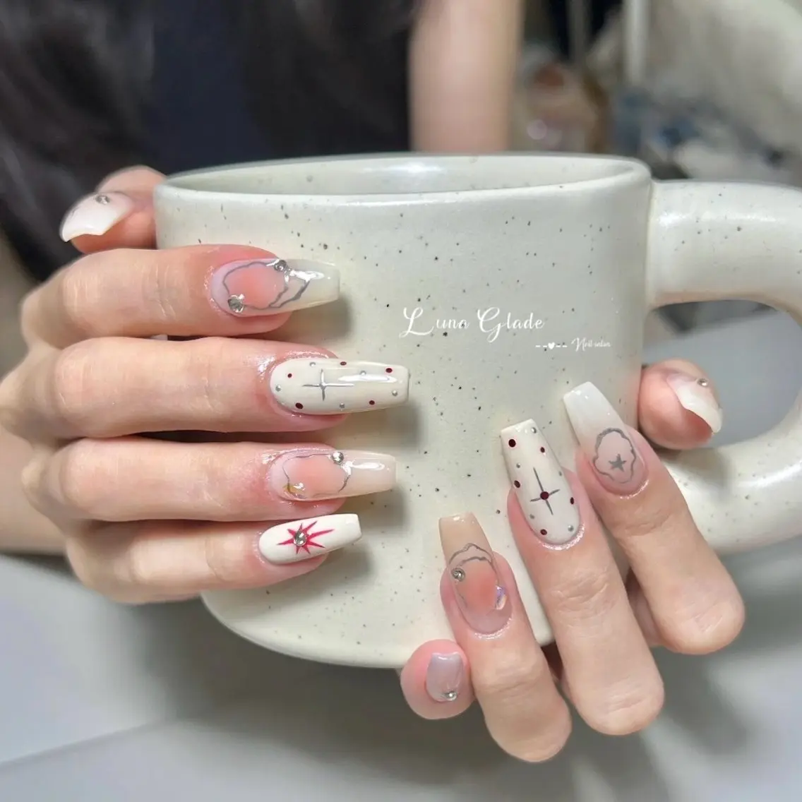 ネイル ハンドネイル Luna Gladeのネイルデザイン