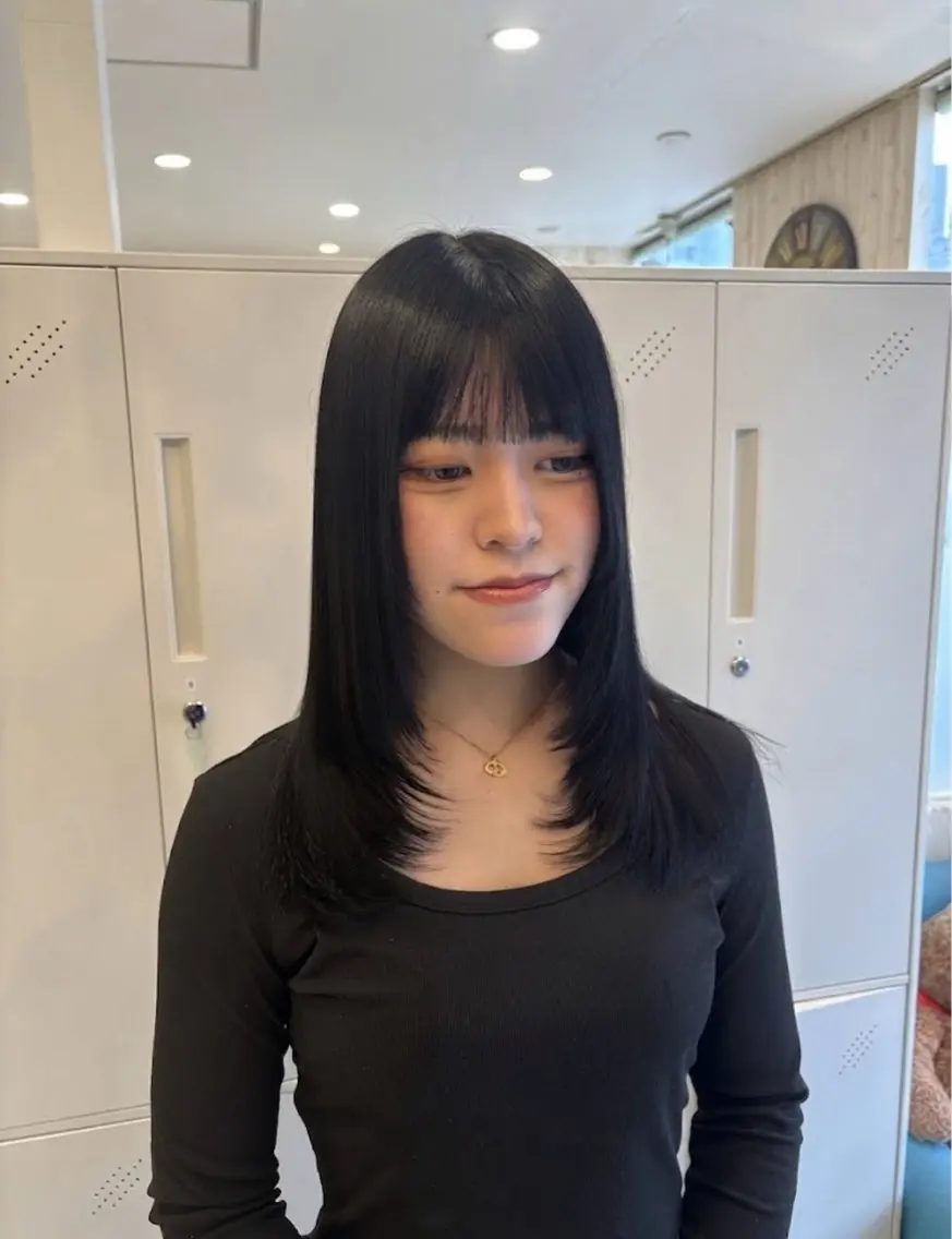 セミロング U24✨️0円モデル 🎀藤村音寧🎀のヘアスタイル