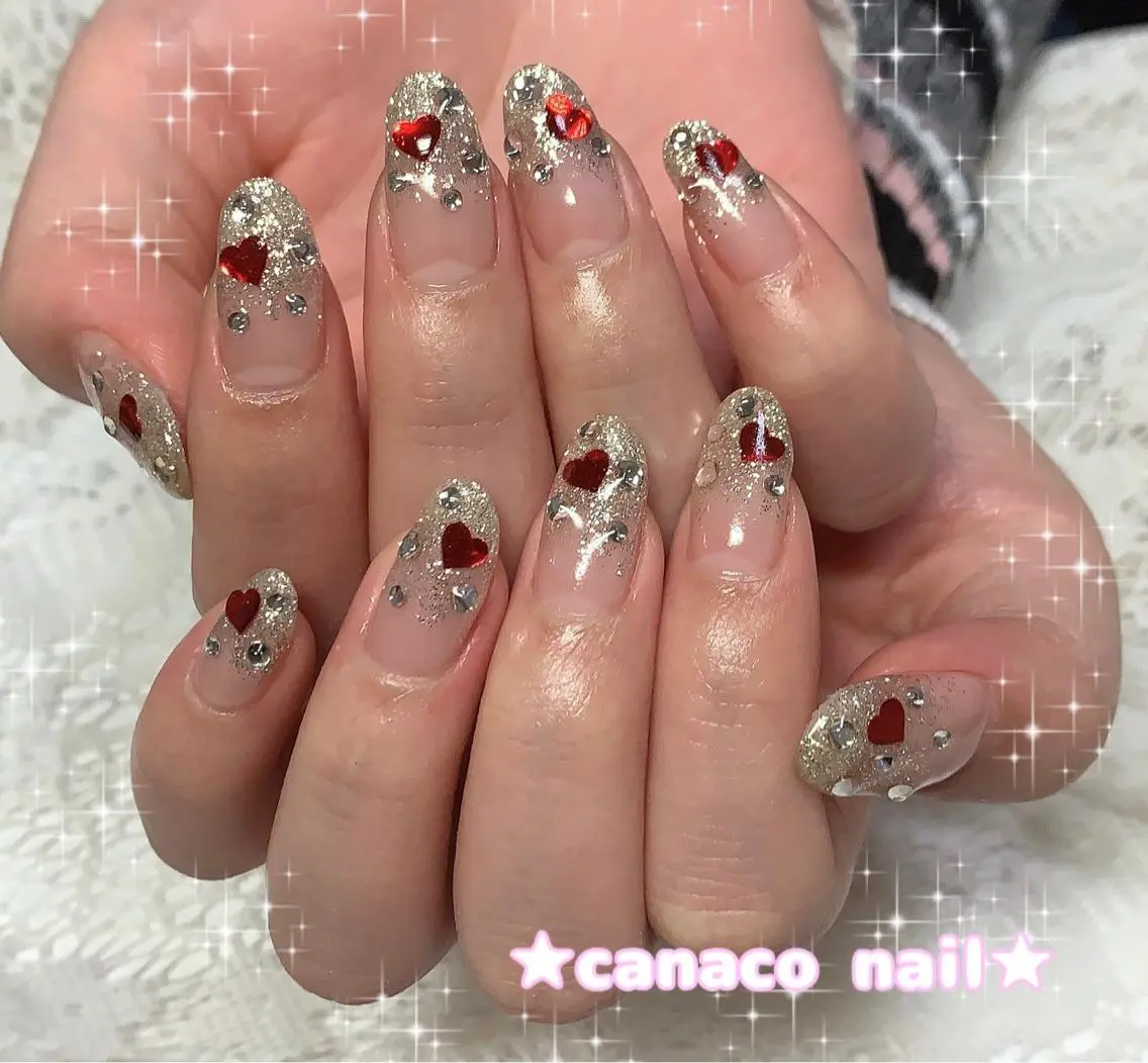 ネイル ハート ホログラムネイル キラキラネイル ハンドネイル ハンドケア ベテランネイル cnc nailのネイルデザイン