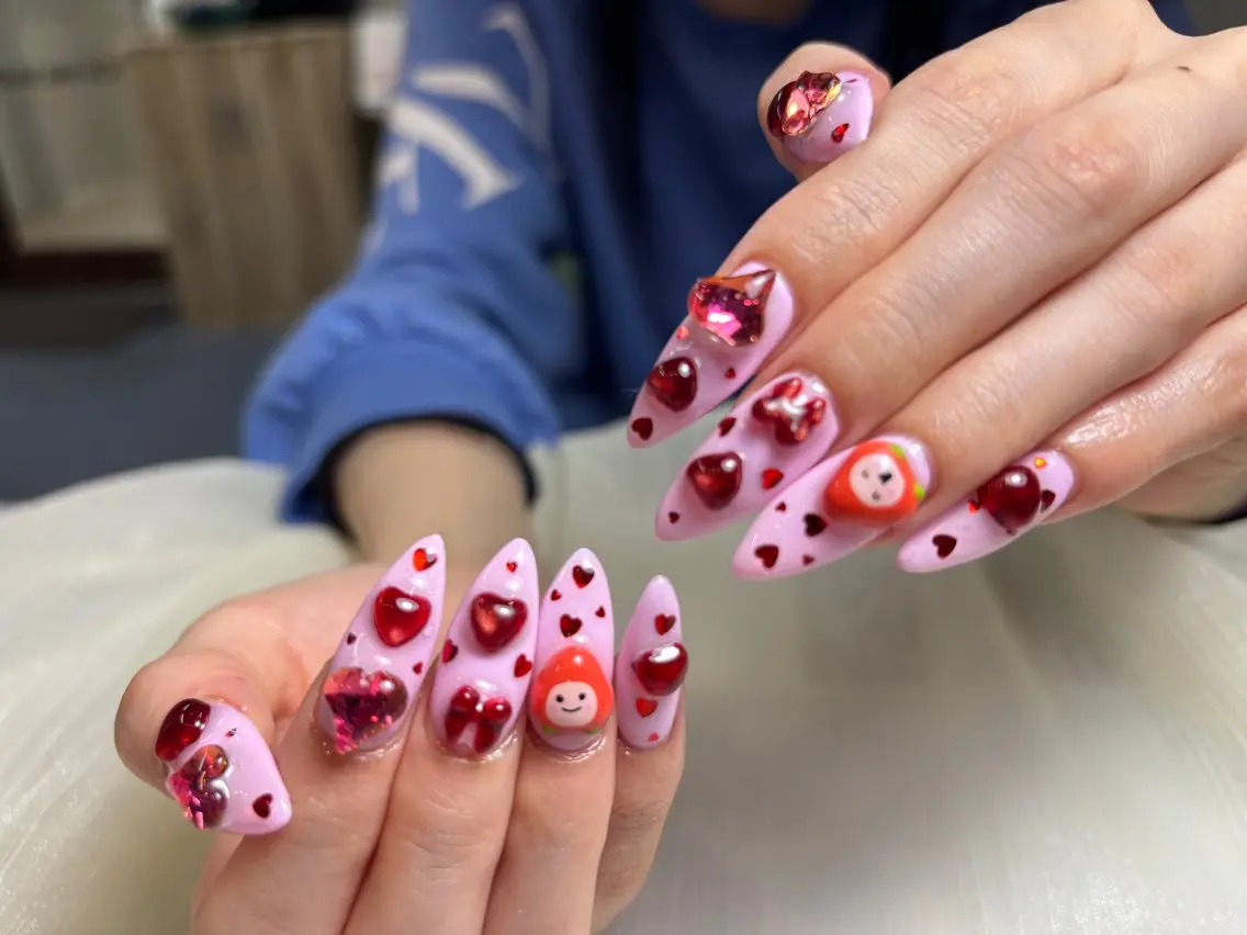ネイル チークネイル ドット フットネイル フレンチネイル グラデーション MIO NAILのネイルデザイン
