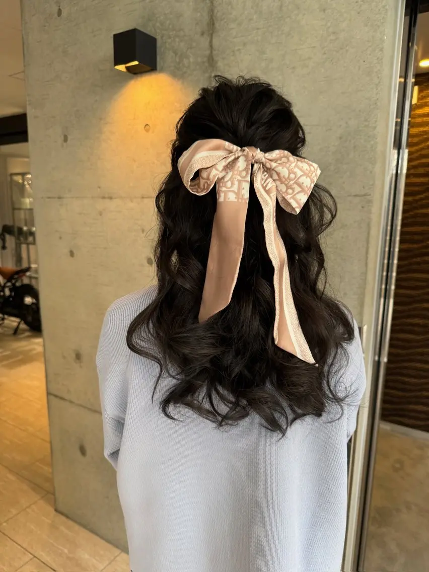 ロング ヘアアレンジ ヘアセット/レイヤー 縮毛矯正/はるか🎀のヘアスタイル