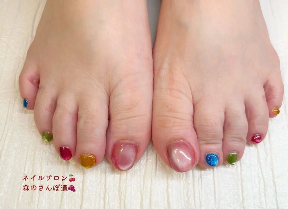 ネイル フットネイル ショートネイル 森のさんぽ道のネイルデザイン