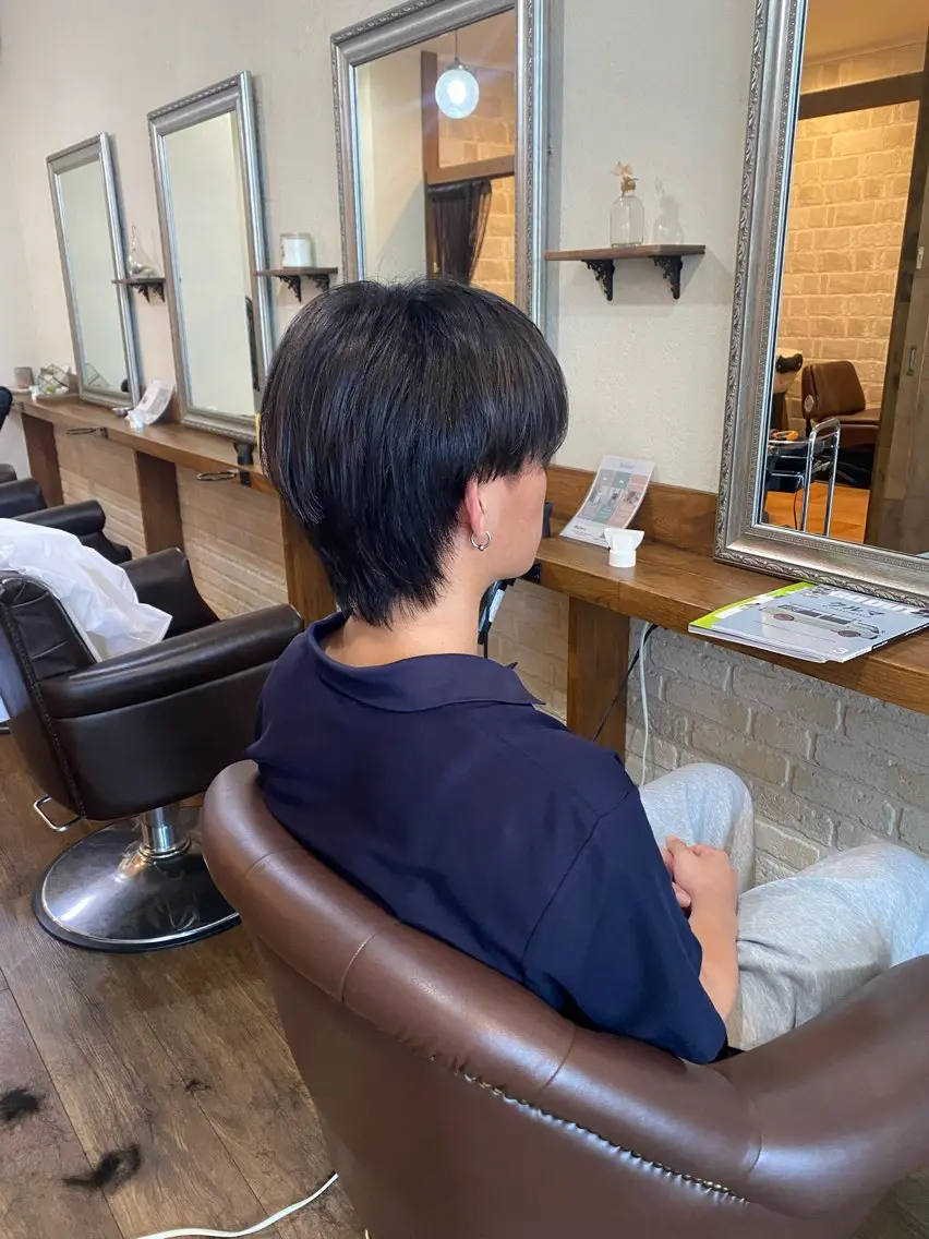 ショート 肥田 夕蘭のヘアスタイル