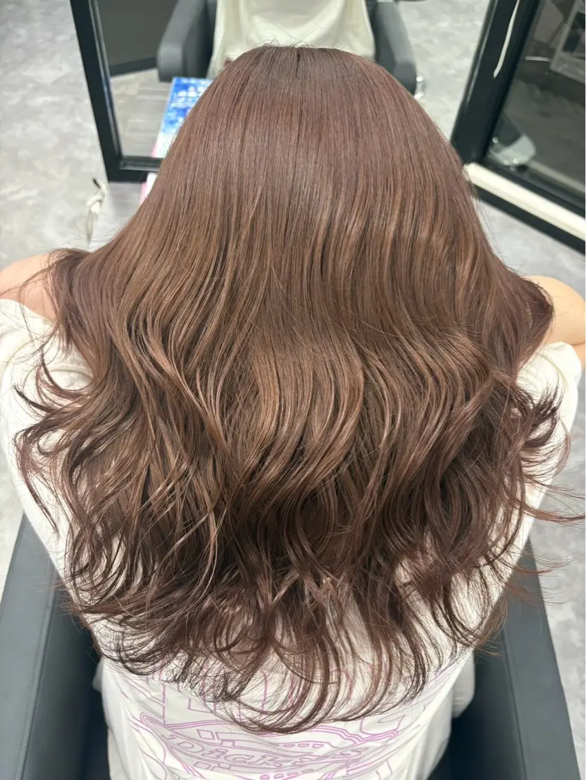 カラー 保坂 彩月のヘアスタイル