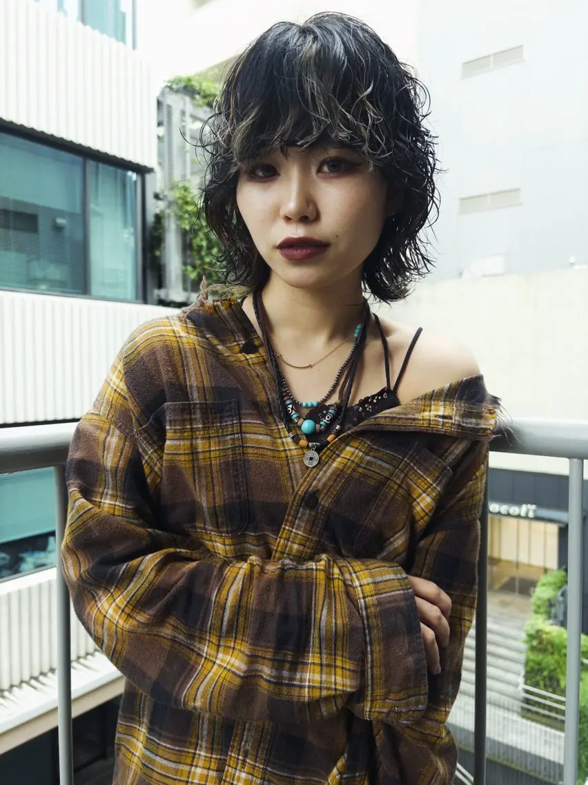 ミディアム ALBUM カラーブリーチ特化型のヘアスタイル