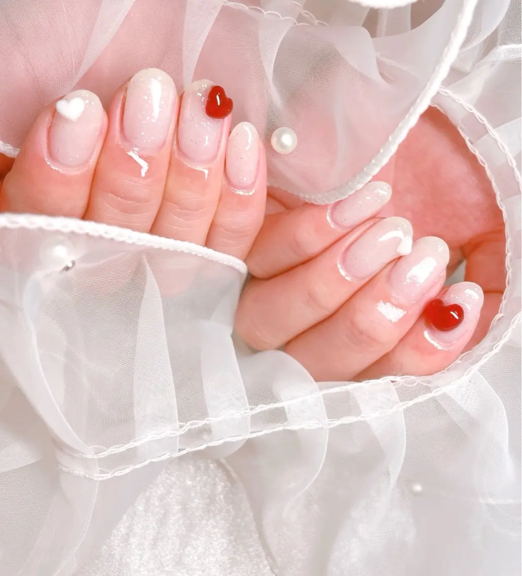 ネイル ハート ぷっくりネイル シンプルネイル バレンタイン ハンドネイル ハンドケア GAL_NAIL Miraiのネイルデザイン