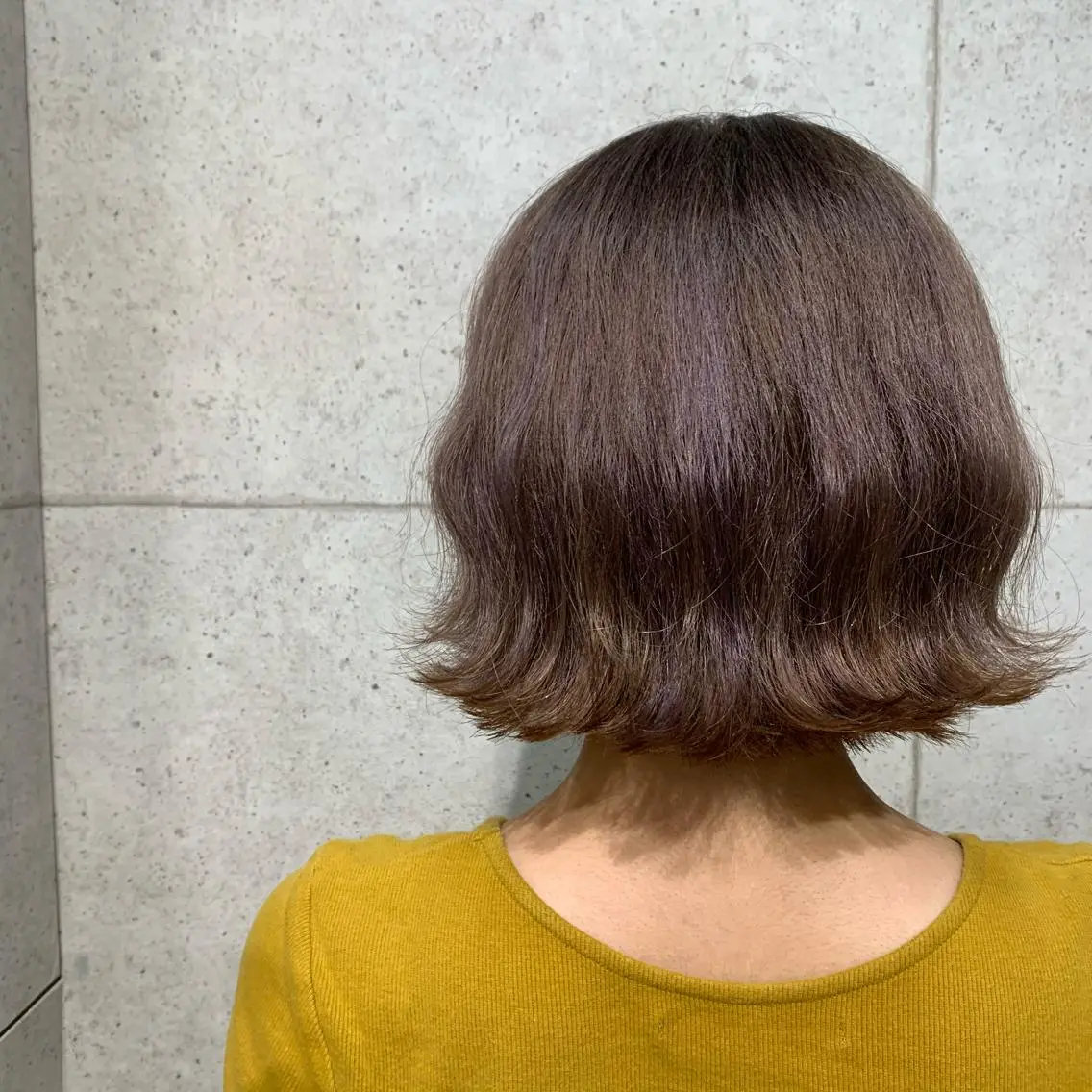 カラー 天野 利咲のヘアスタイル