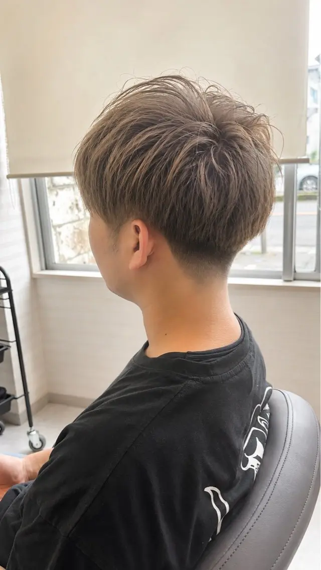 ショート カット ヘアカラー ❤️可愛いハイトーン ならMINATOのヘアスタイル