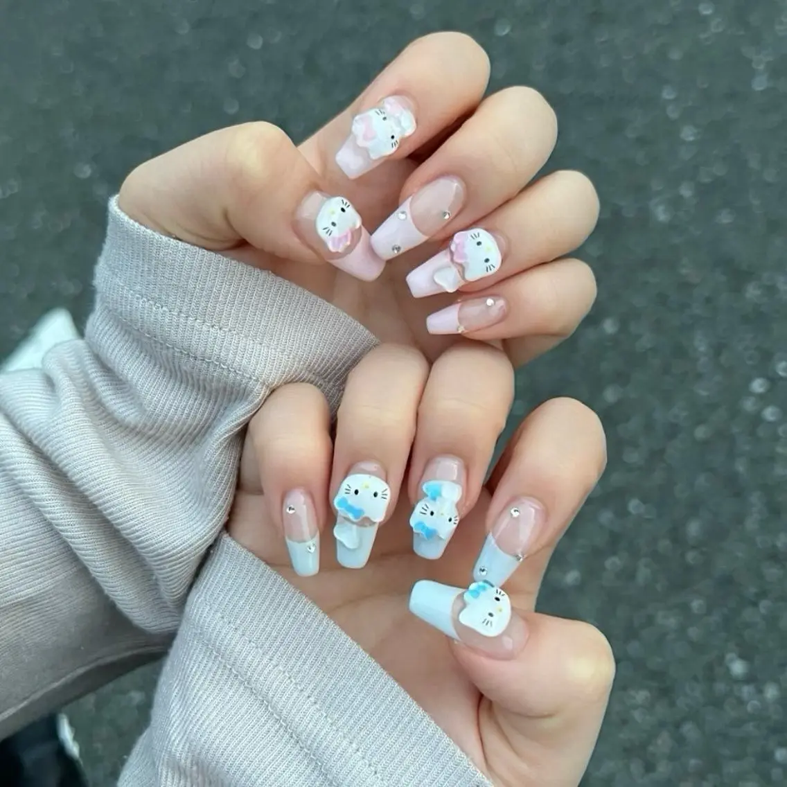 ネイル キラキラネイル 韓国ネイル ロングネイル ワンホンネイル ハンドネイル Josie nail salonのネイルデザイン