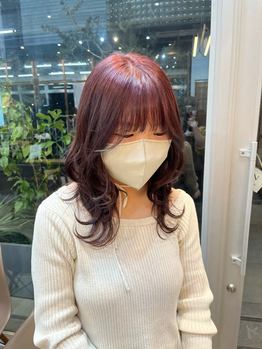 セミロング カラー 相田 佳乃のヘアスタイル