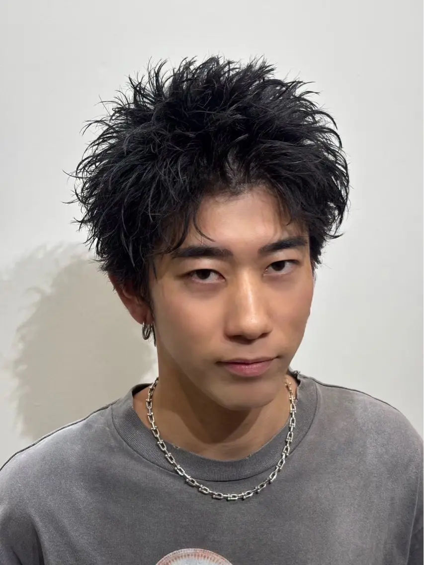 ショート メンズ アップバング 金子 遥人のヘアスタイル