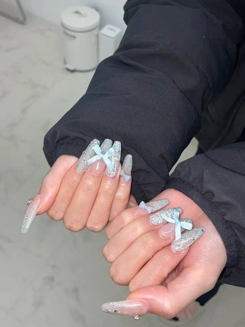 ネイル ハンドネイル Moon nail salonのネイルデザイン