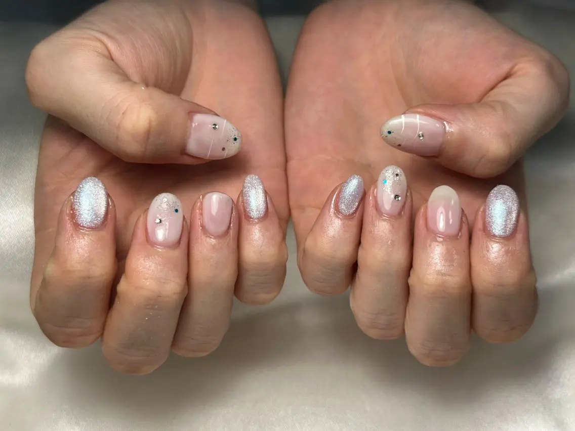 ネイル オーロラネイル フットネイル フレンチネイル ジェルネイル マグネットネイル ハンドネイル kiki nail たまプラーザのネイルデザイン