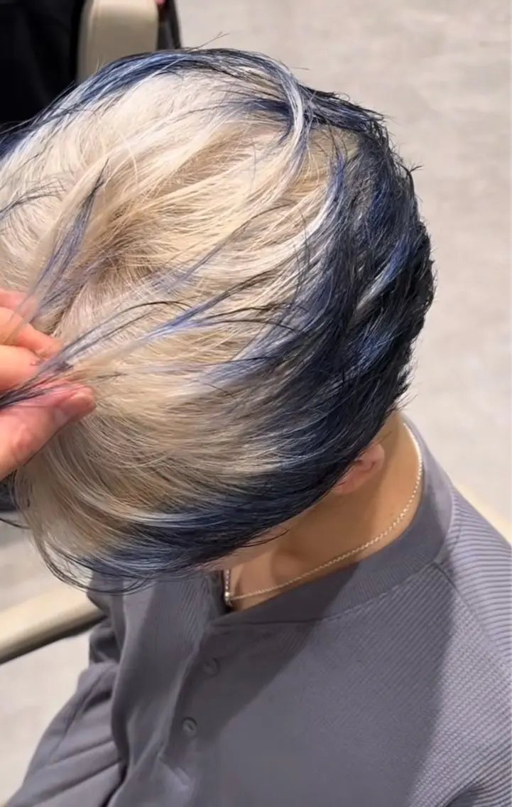 カラー メンズ グラデーションカラー ヘアカラー 表参道カラー🎨 Yutaのヘアスタイル
