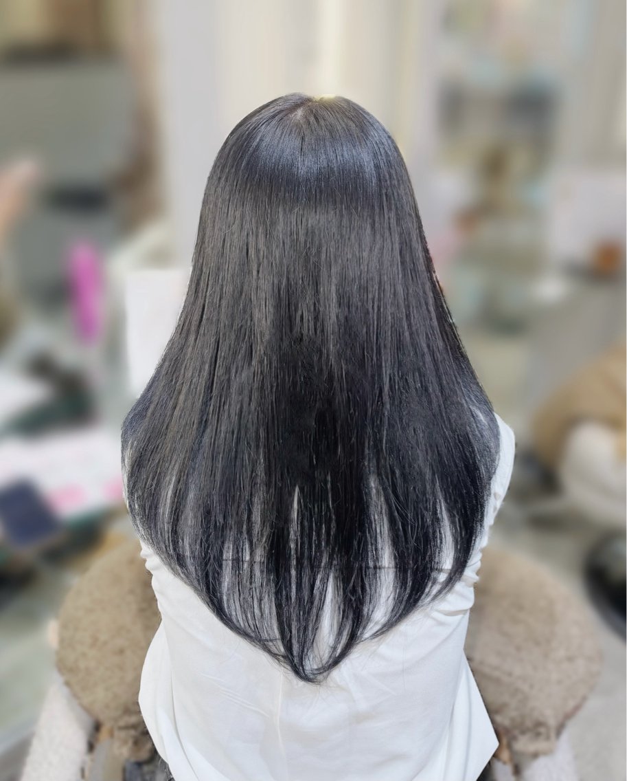 ロング 髪質改善 トリートメント ヘアカラー 髪質改善／巻けるスト レート AYAKAのヘアスタイル
