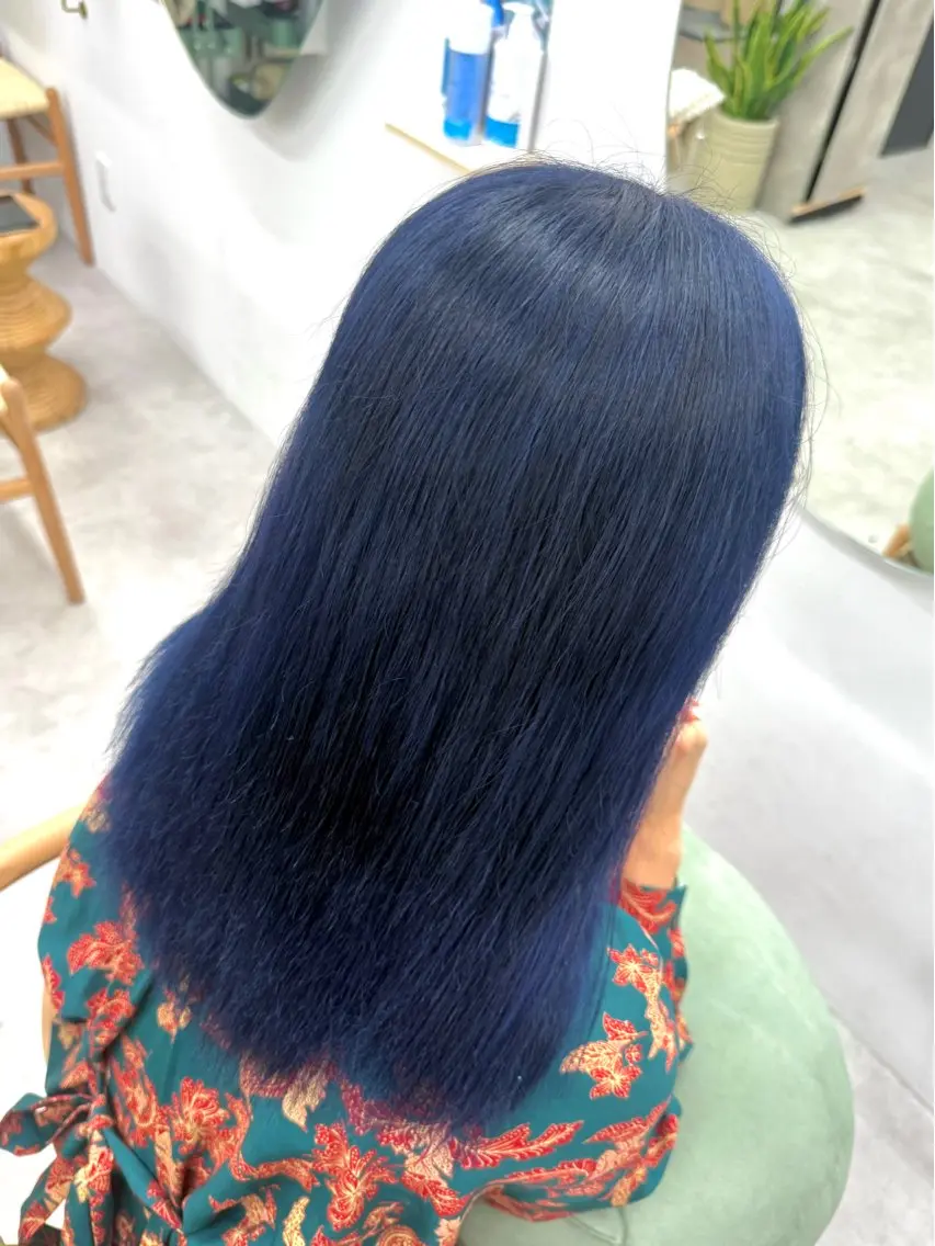 セミロング ヘアカラー ANNA🐾 艶カラー/水素カラーのヘアスタイル