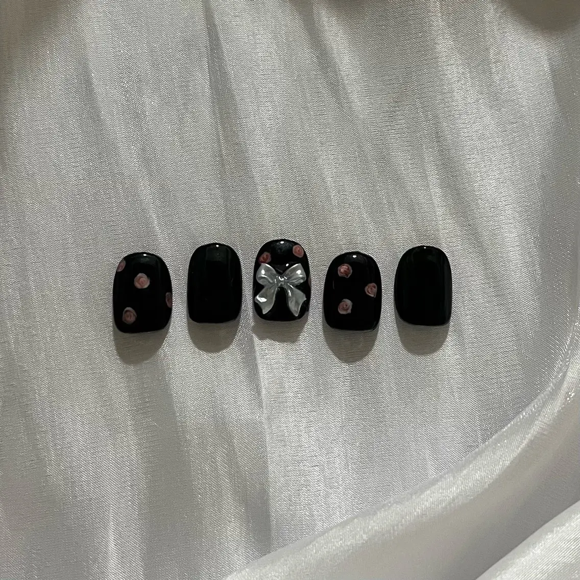 ネイル neroria nailのネイルデザイン
