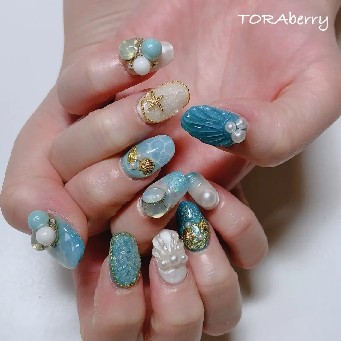 ネイル ハンドネイル ネイリスト なつみのネイルデザイン